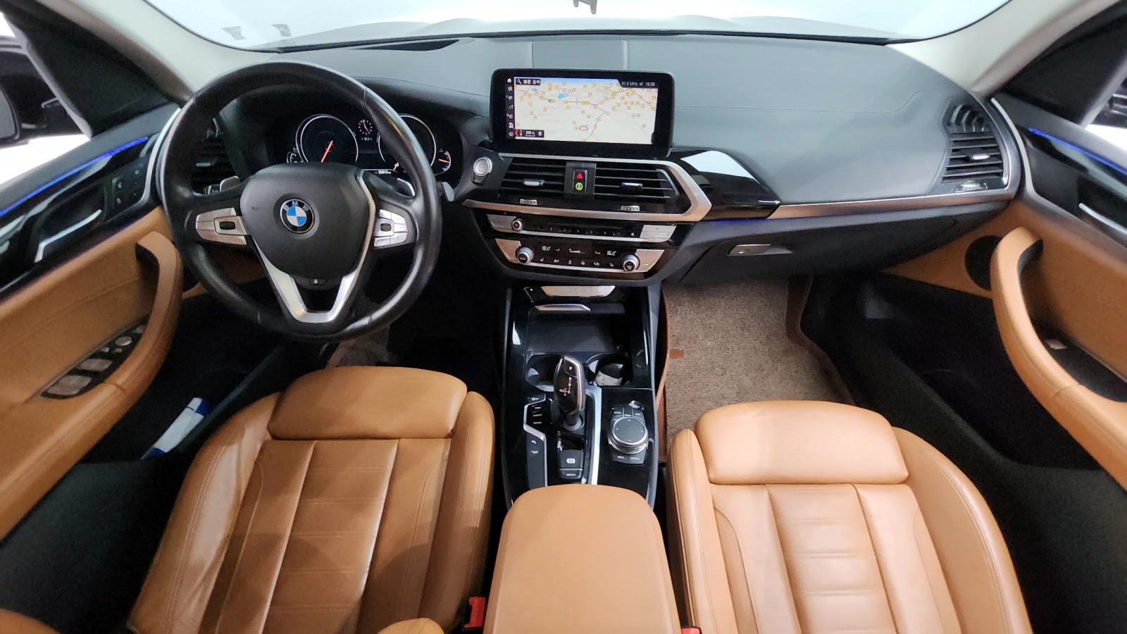 BMW X3 xDrive20d* BLIND SPOT* ЕЛ. БАГАЖНИК* КРАЙНА ЦЕНА, снимка 7 - Автомобили и джипове - 55593914