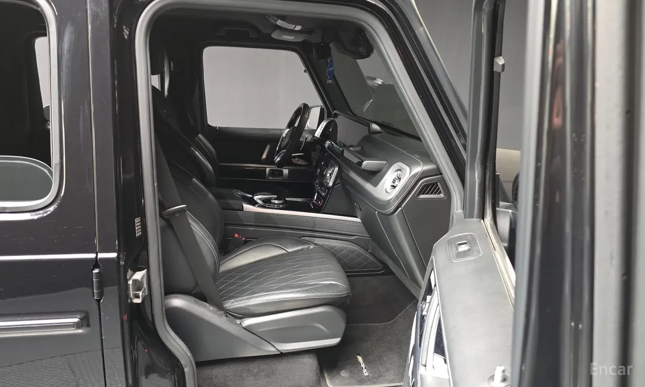 Mercedes-Benz G 63 AMG Edition | Carbon | Massage | 360 | Accident-free, снимка 9 - Автомобили и джипове - 55645934