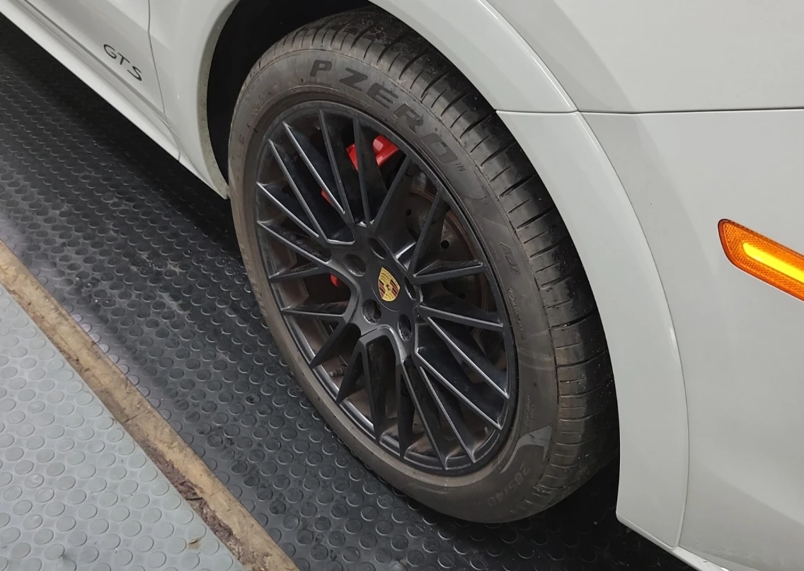 Porsche Cayenne GTS , снимка 7 - Автомобили и джипове - 56046944