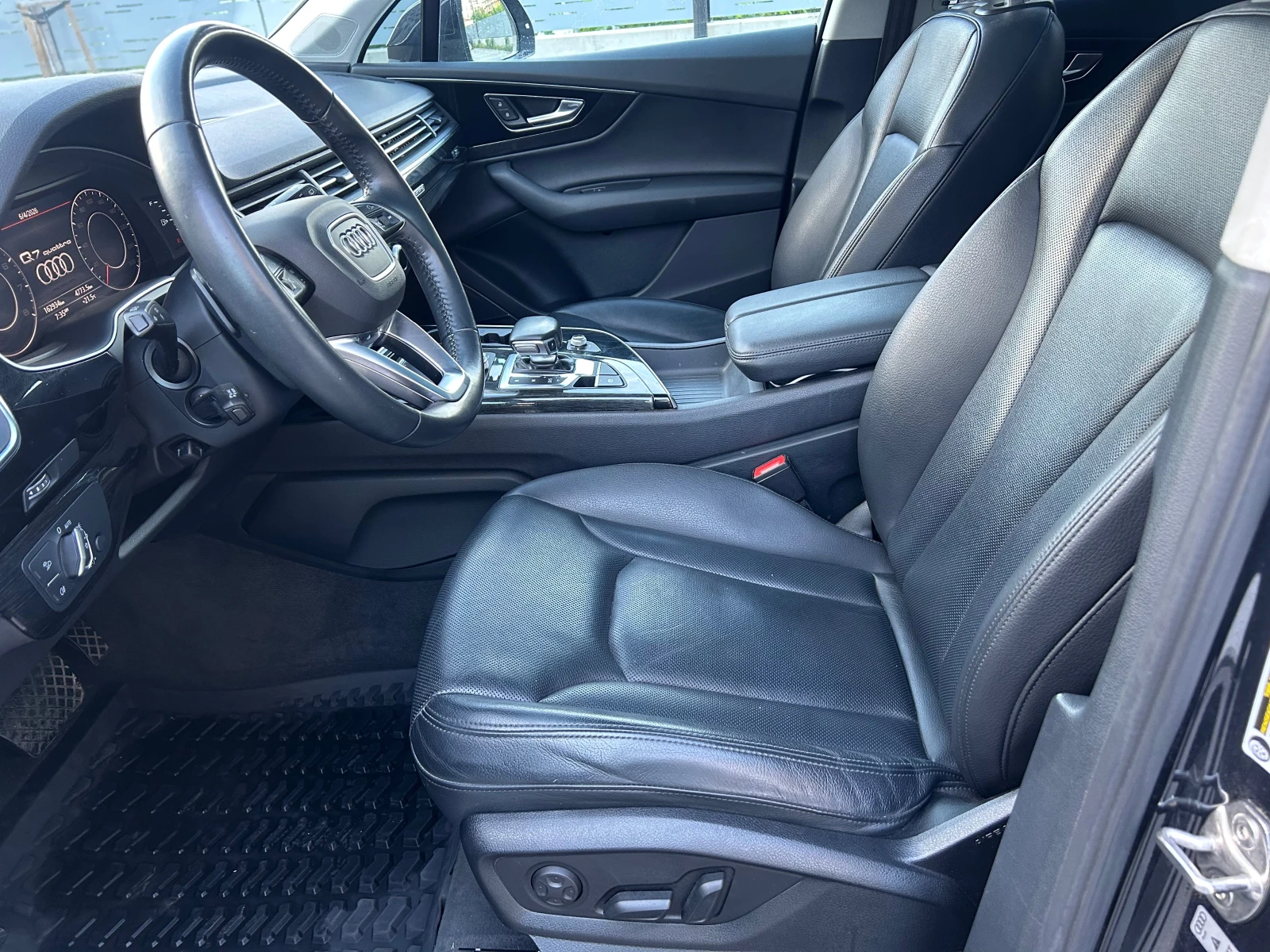 Audi Q7 3.0TFSI, снимка 9 - Автомобили и джипове - 56194141