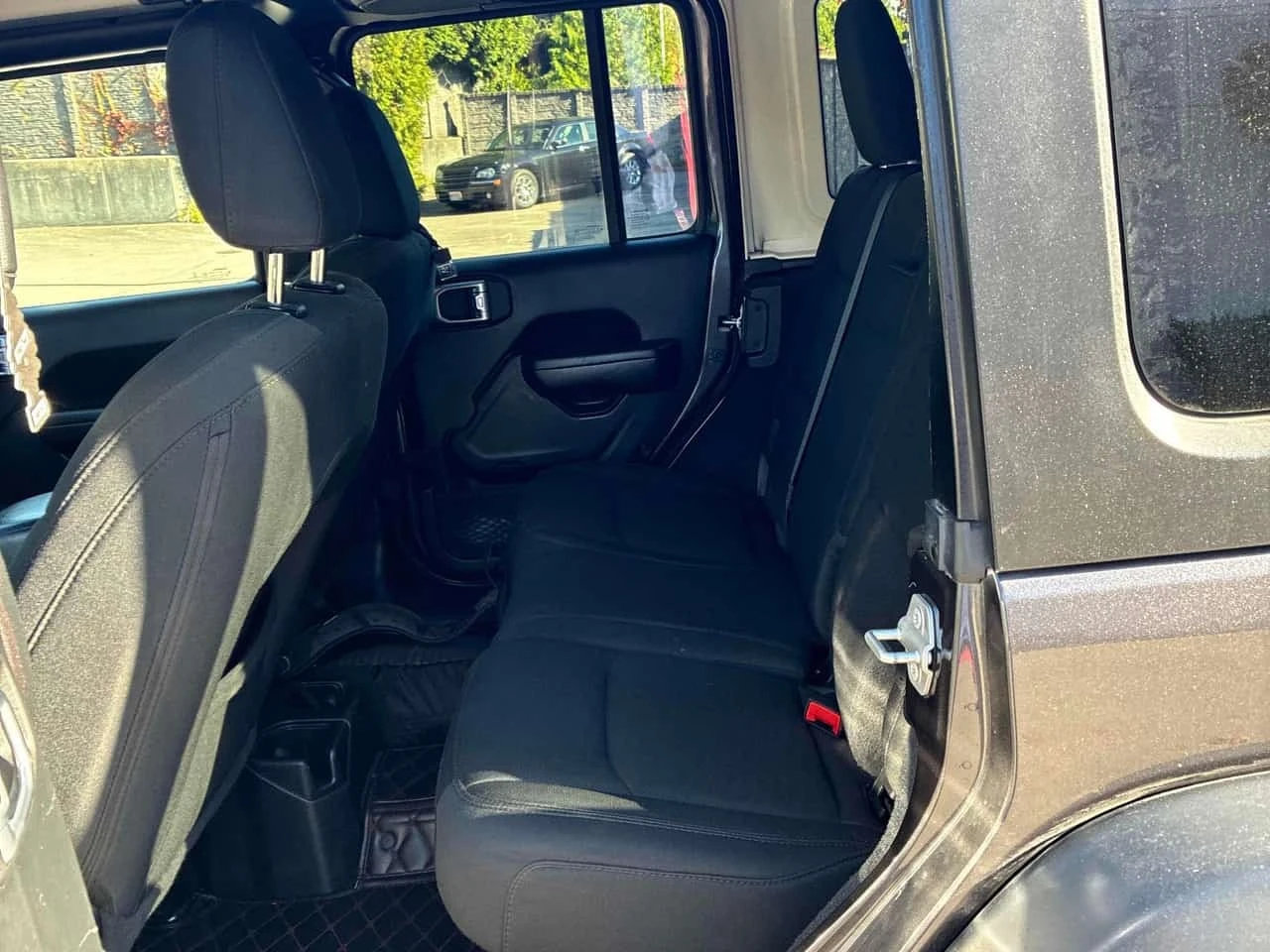 Jeep Wrangler Sport/CARFAX/�������/����/����������� | Mobile.bg � ����������� 13