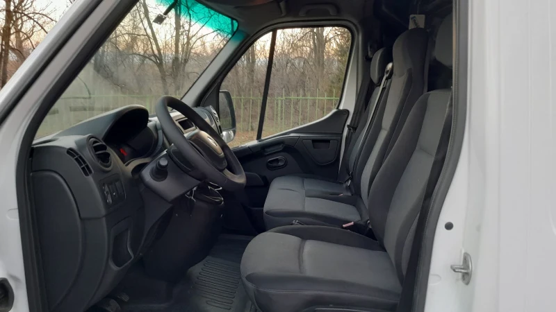 Renault Master 2.3 DCI, снимка 9 - Бусове и автобуси - 48487995