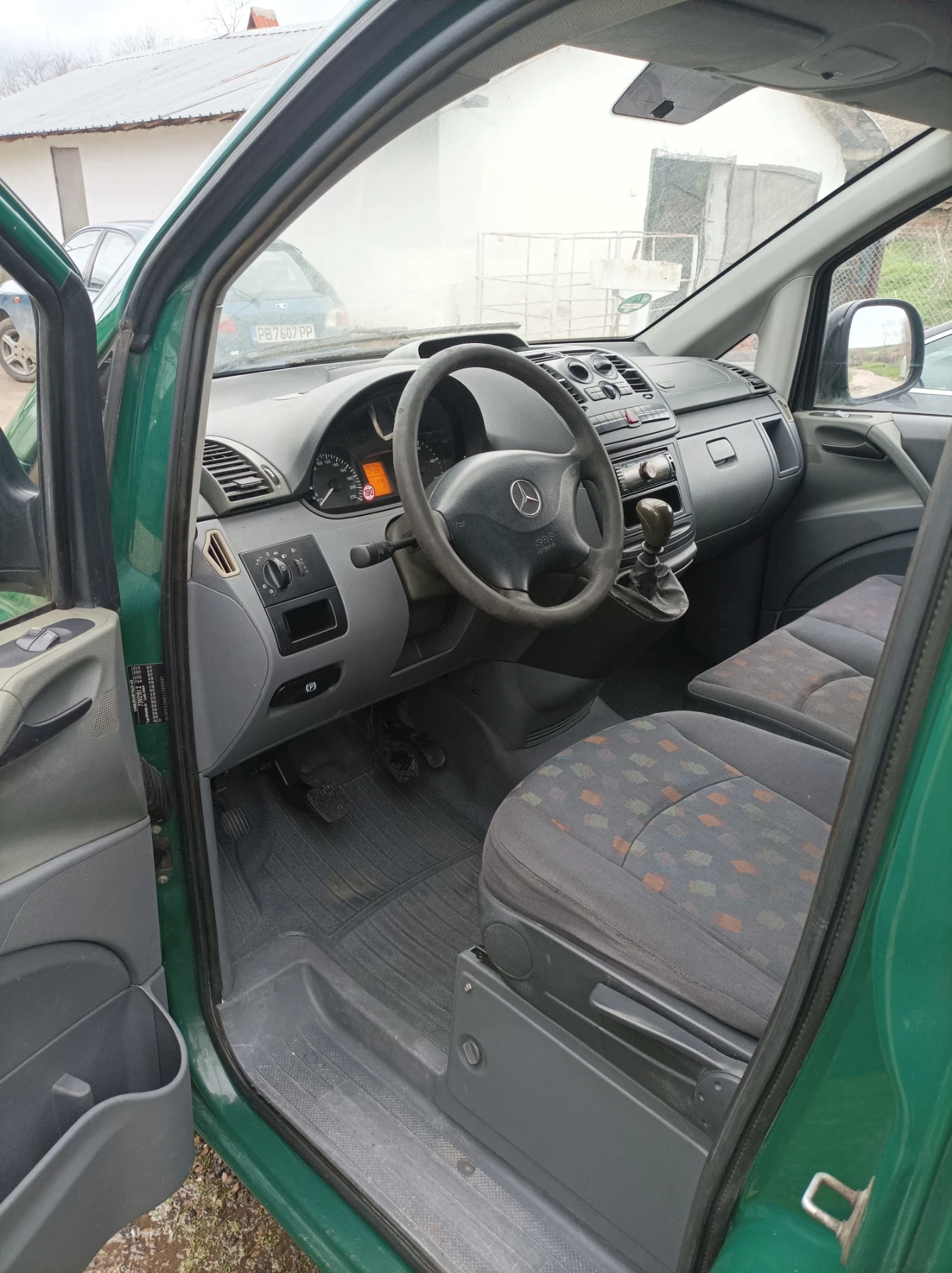 Mercedes-Benz Vito Товарен  - изображение 8