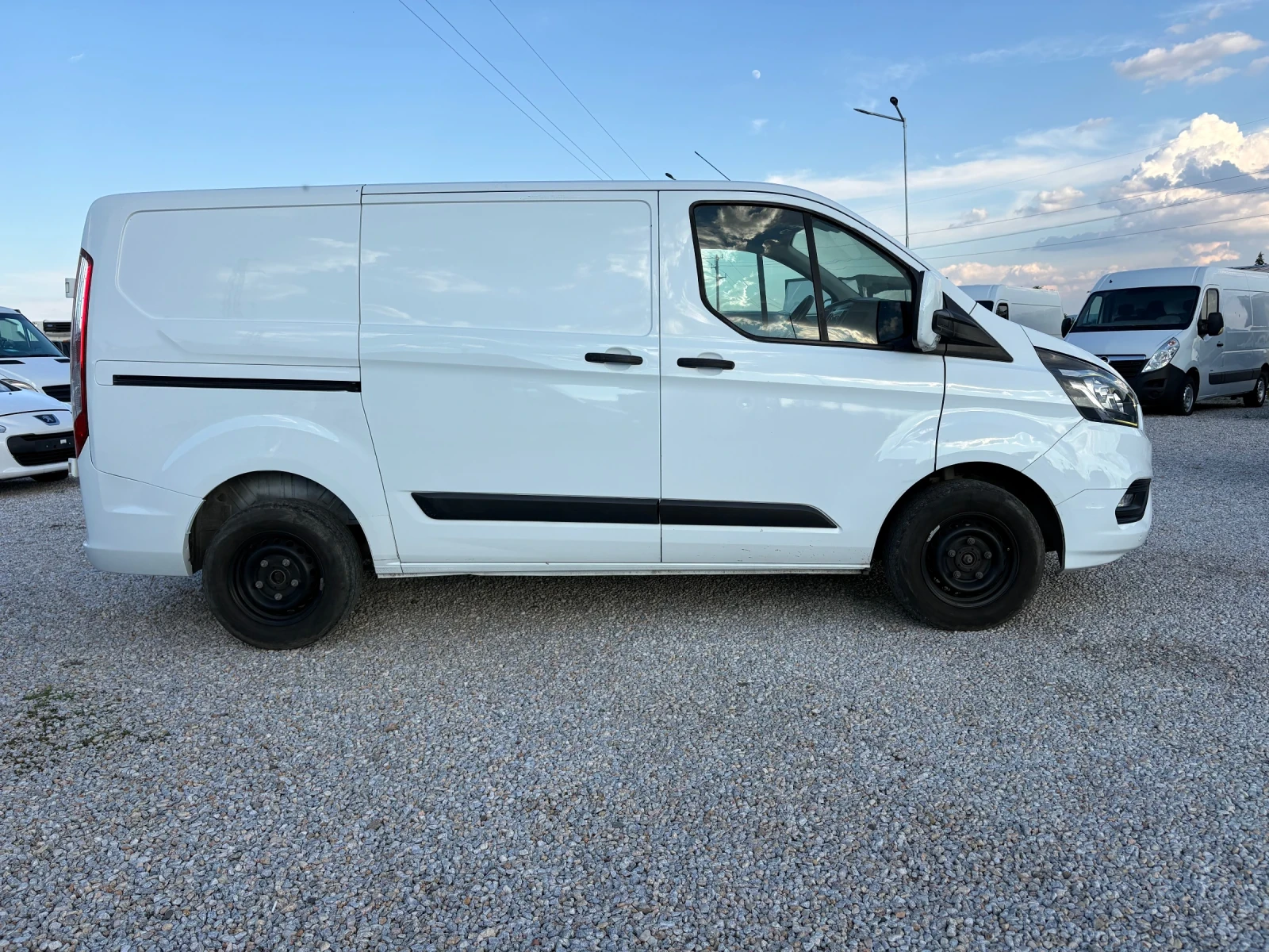 Ford Transit Custom, снимка 4 - Бусове и автобуси - 55051792
