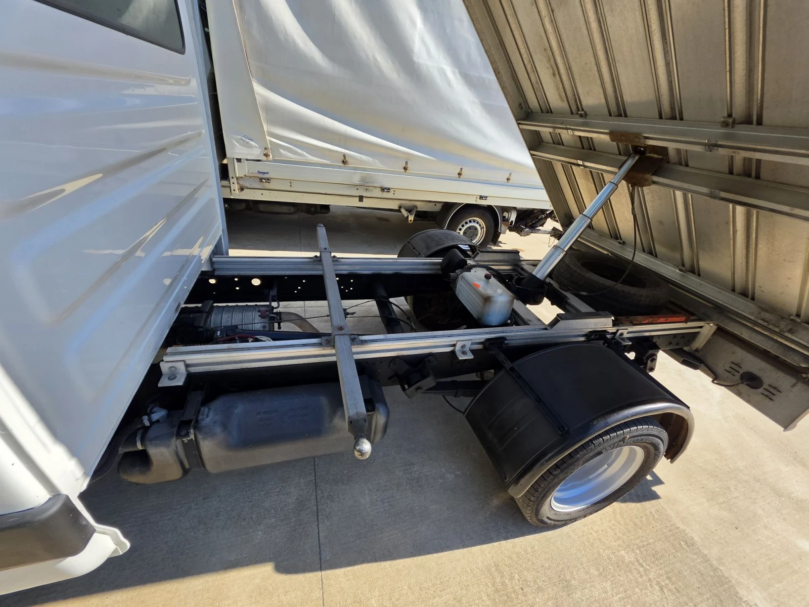 Iveco 35c15 3.0НРI швейцарски, снимка 5 - Бусове и автобуси - 55677920