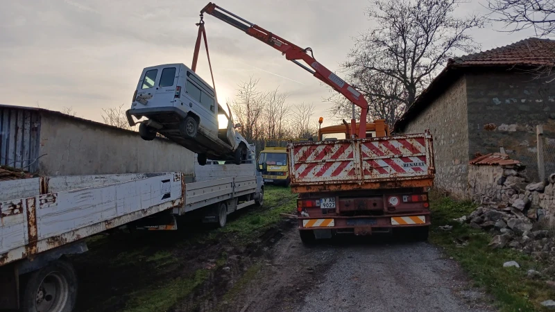 Renault G Самосвал с Кран, снимка 11 - Камиони - 53537397