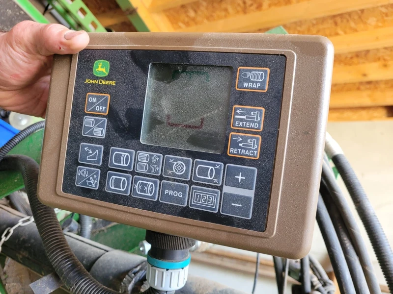 Балировачка John Deere V451M, снимка 8 - Селскостопанска техника - 52349652