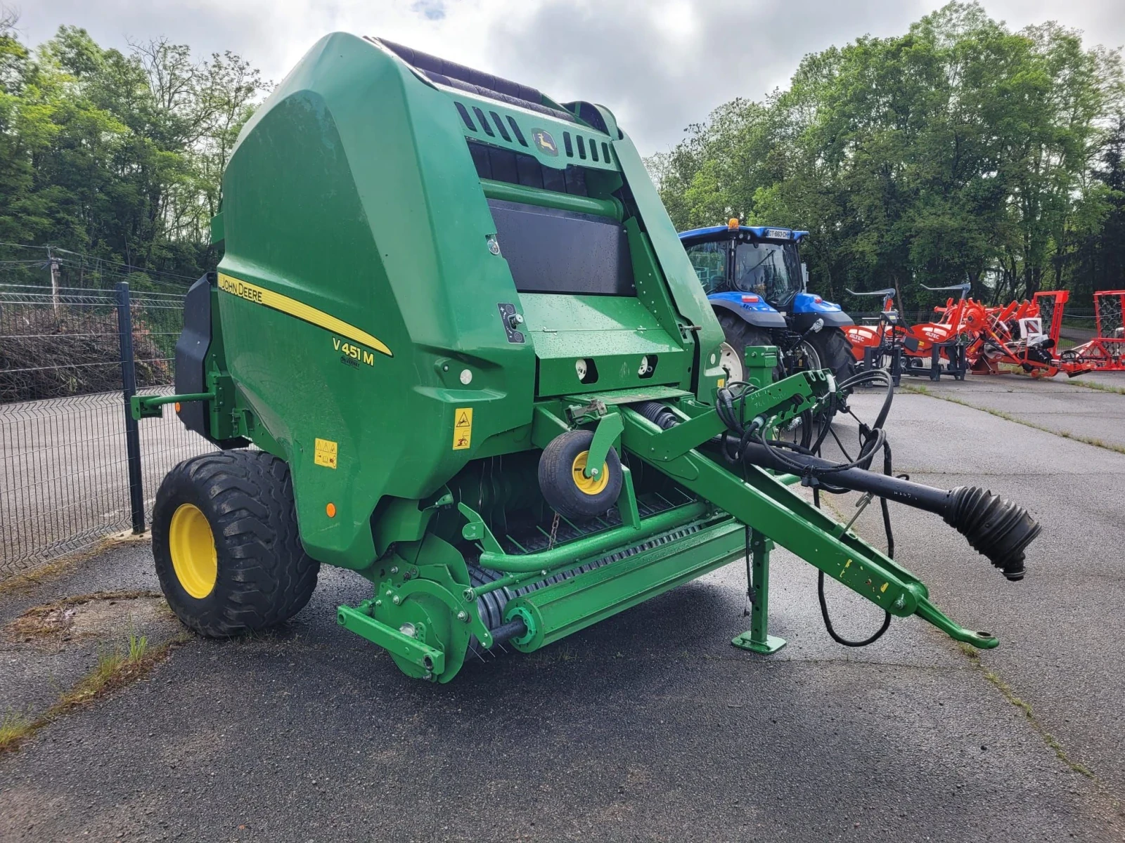  John Deere V451M | Mobile.bg   11