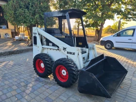 Мини челни товарачи Bobcat TCM 725