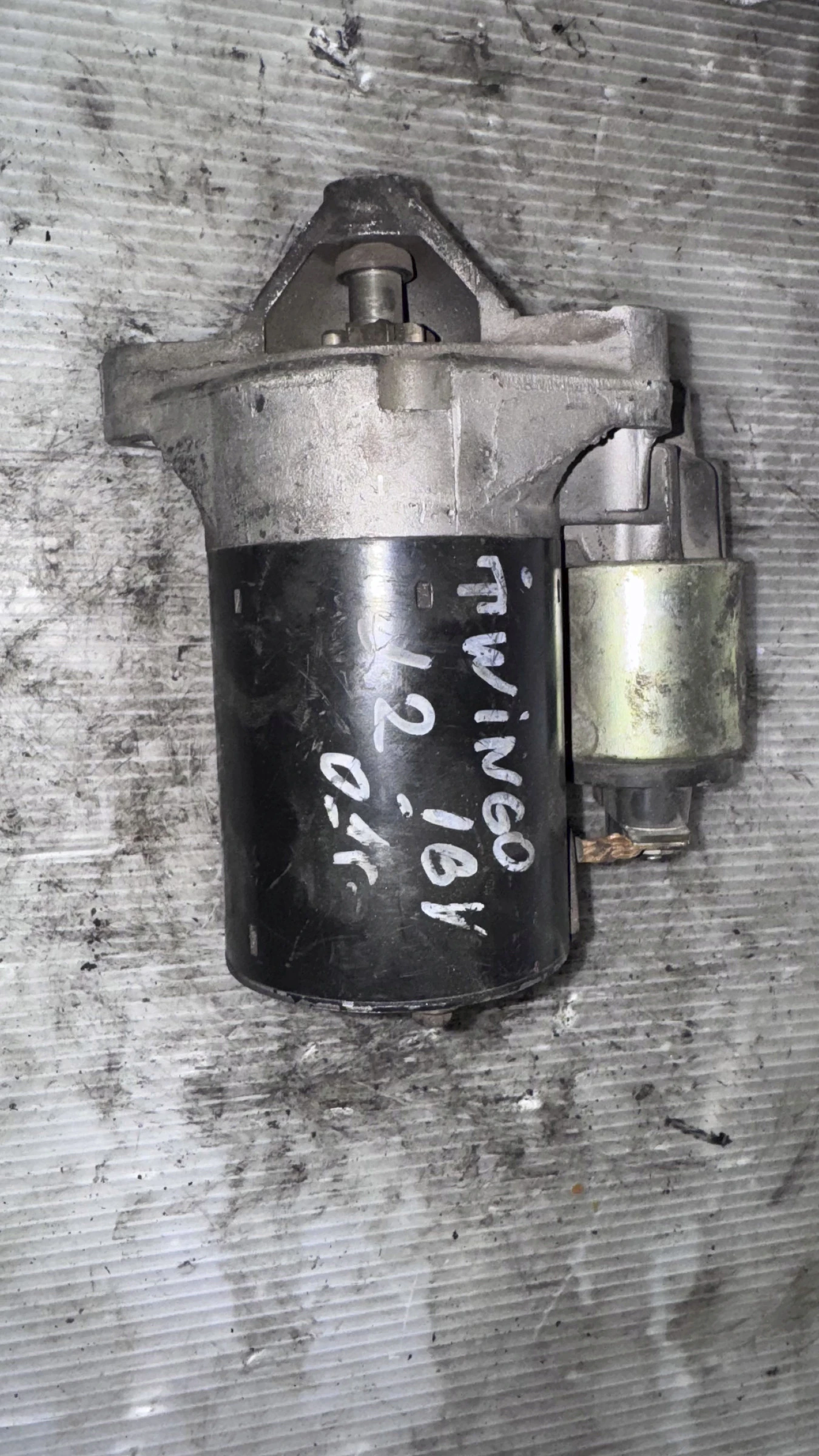    Renault Twingo 2001  - 0 001 116001 / 101973B | Mobile.bg   1