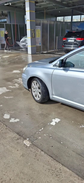 Toyota Avensis 2.0 d4d facelift , снимка 10