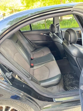 Mercedes-Benz E 320, снимка 9
