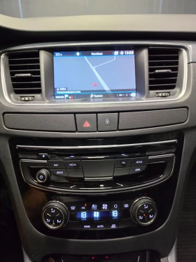 Peugeot 508 1.6HDI* ПАНОРАМА* НАВИ* ТЕМПОМАТ* МУЛТИ, снимка 11