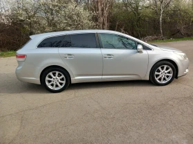 Toyota Avensis 2.0 i, снимка 4