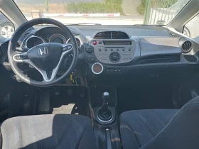 Обява за продажба на Honda Jazz 1.4i ТОП ~6 400 лв. - изображение 7