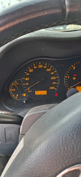 Toyota Avensis - 4000 € / 7823.32 лв. - 20091277 7