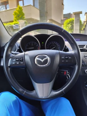Mazda 3 2.0 - 5300 € / 10365.90 лв. - 47799786 13