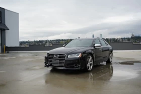 ������ Audi S8
