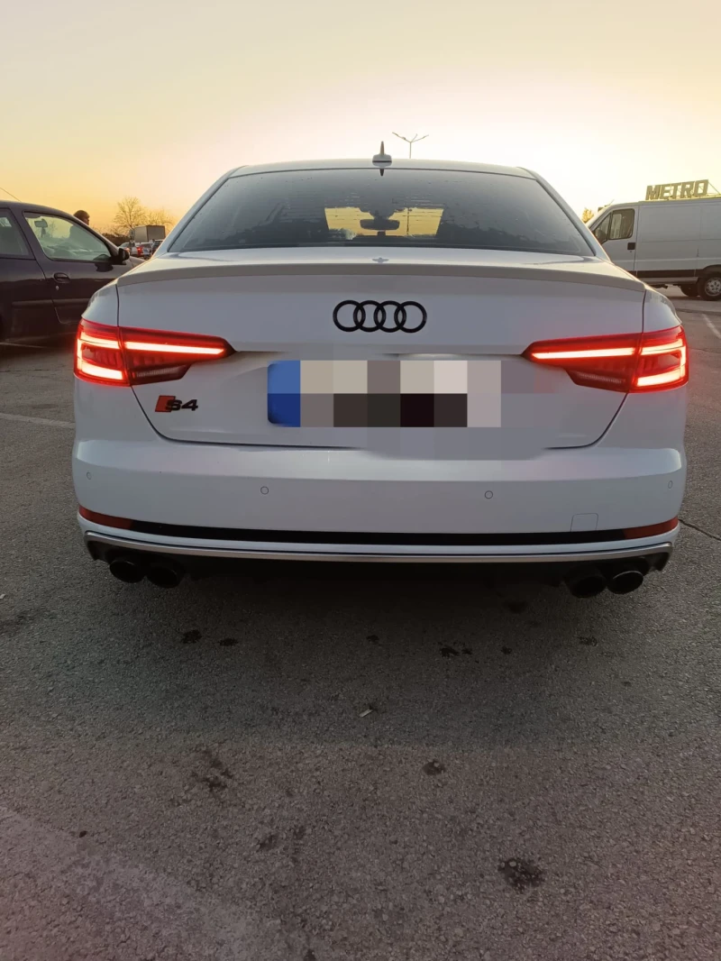 Audi S4 Quattro , снимка 2 - Автомобили и джипове - 48004232