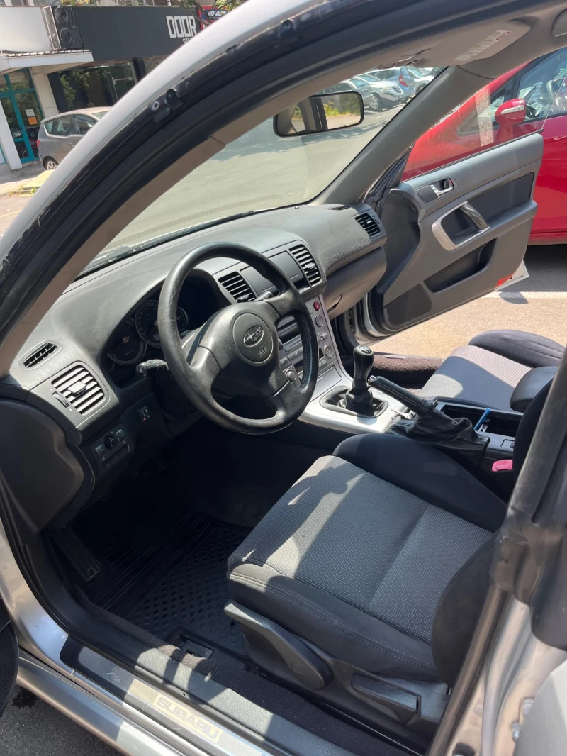 Subaru Legacy 2.0R, снимка 6 - Автомобили и джипове - 52244005