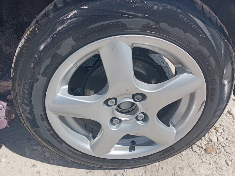 Honda Jazz 1.4i ТОП, снимка 11 - Автомобили и джипове - 51525942