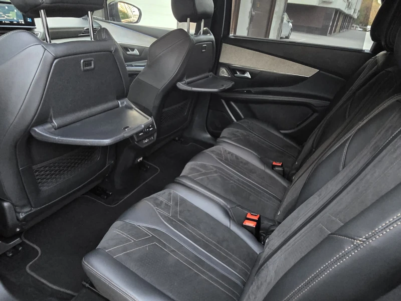 Peugeot 5008 NEW LINE 1.6 PURE TECH GT-LINE 180КС EAT8 FULL , снимка 13 - Автомобили и джипове - 52179612