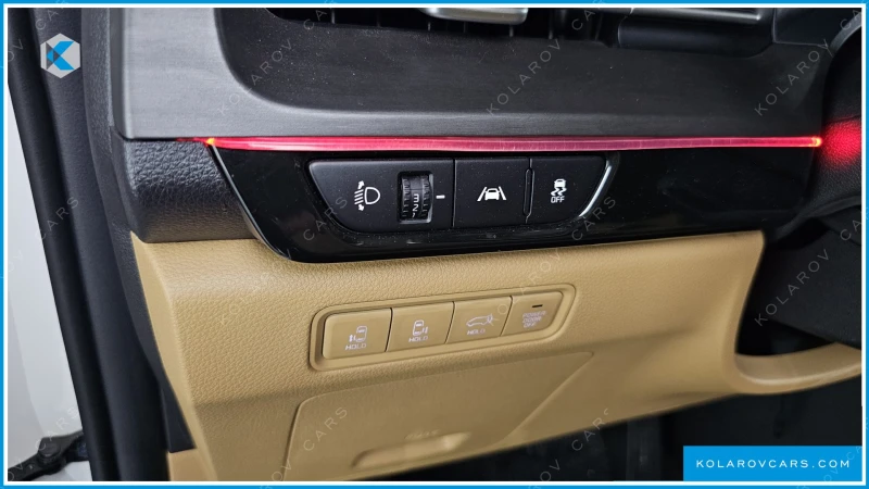 Kia Carnival 2.2д 9-Seater Noblesse Kolarov | Cars, снимка 14 - Автомобили и джипове - 52201985