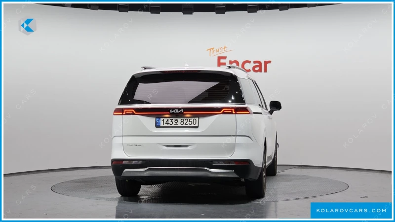 Kia Carnival 2.2д 9-Seater Noblesse Kolarov | Cars, снимка 2 - Автомобили и джипове - 52201985