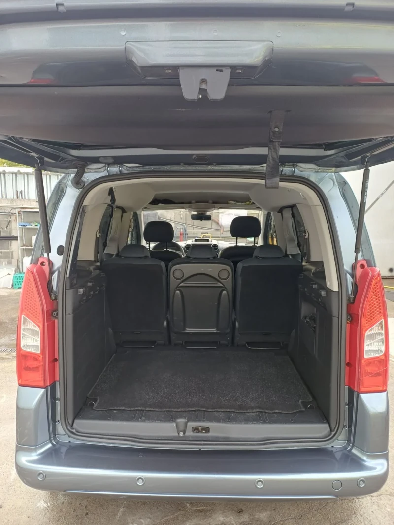 Peugeot Partner 1.6 HDI, снимка 9 - Автомобили и джипове - 52356924