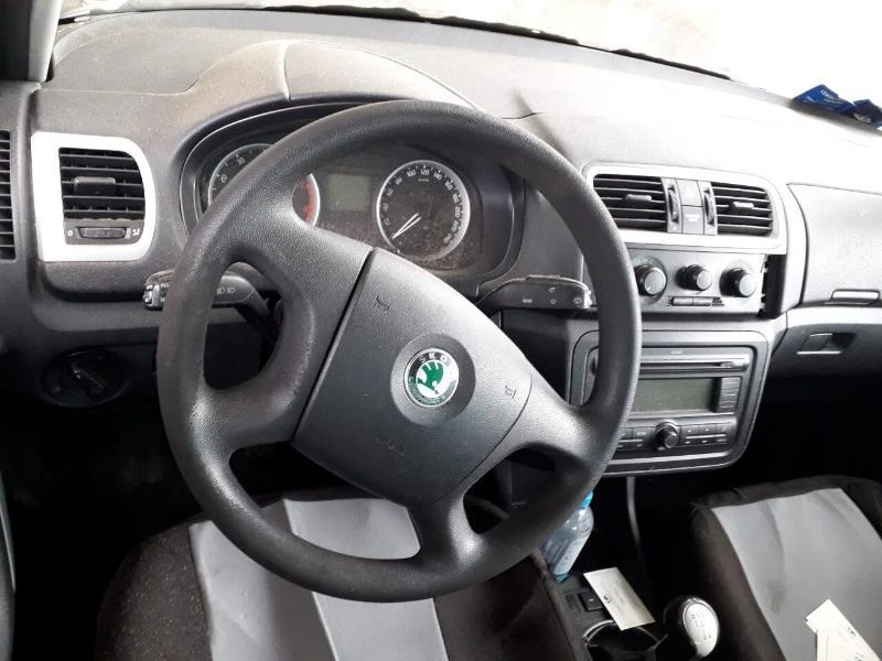 Skoda Roomster 1.2 TSI, снимка 11 - Автомобили и джипове - 40260921