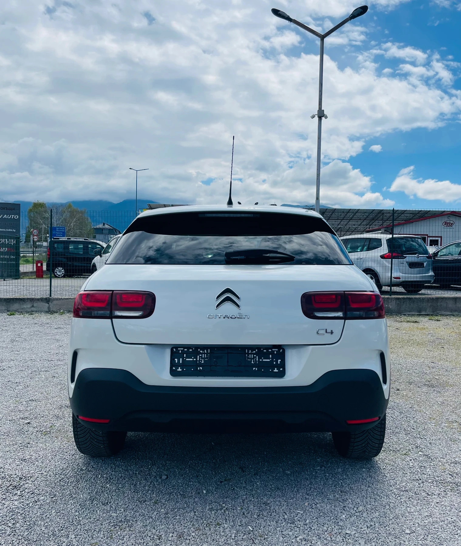 Citroen C4 Cactus 1.2 е-THP АВТОМАТИК* Панорама* Камера* Реални км - изображение 6