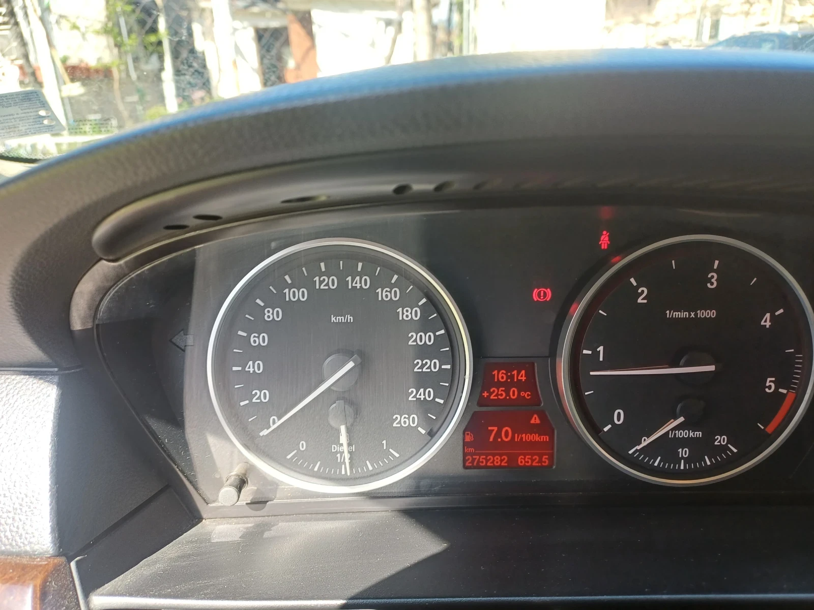 BMW 520  - изображение 8