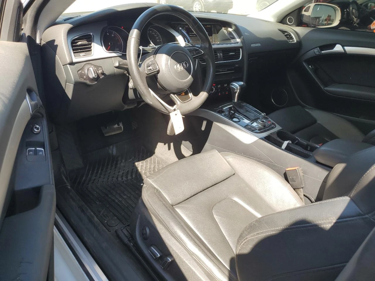 Audi A5 PREMIUM PLUS S-LINE 2.0T - изображение 8
