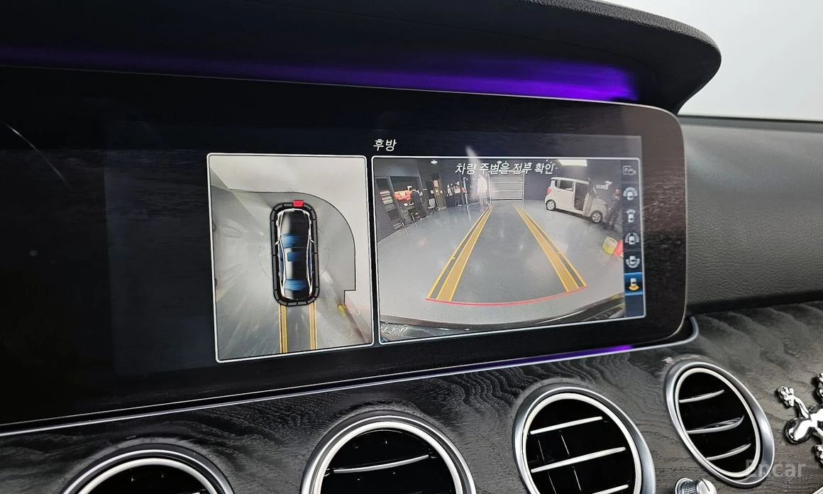 Mercedes-Benz E 300 AMG PACK* 4MATIC* DISTRONIC* DIGITAL* HEAD-UP* , снимка 13 - Автомобили и джипове - 54217851