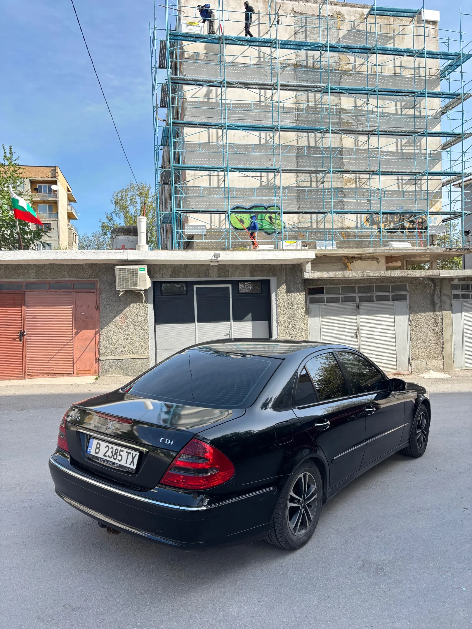 Mercedes-Benz E 320, снимка 4 - Автомобили и джипове - 54587004