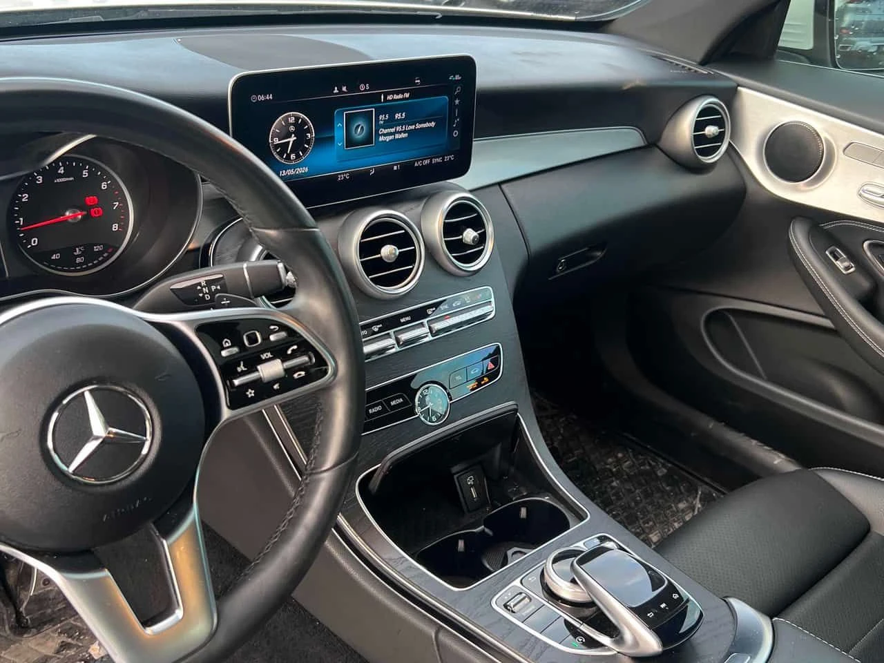 Mercedes-Benz C 300 AMG-PACK COUPE CARFAX, снимка 9 - Автомобили и джипове - 54630503
