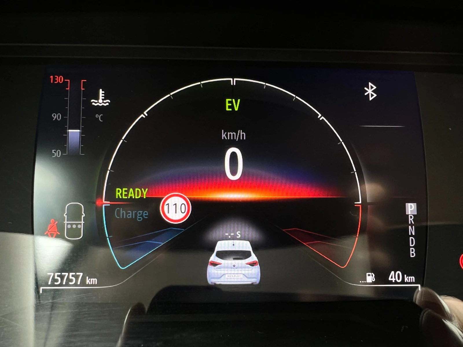 Renault Clio 1.6 E-Tech Hybrid , снимка 10 - Автомобили и джипове - 55135747