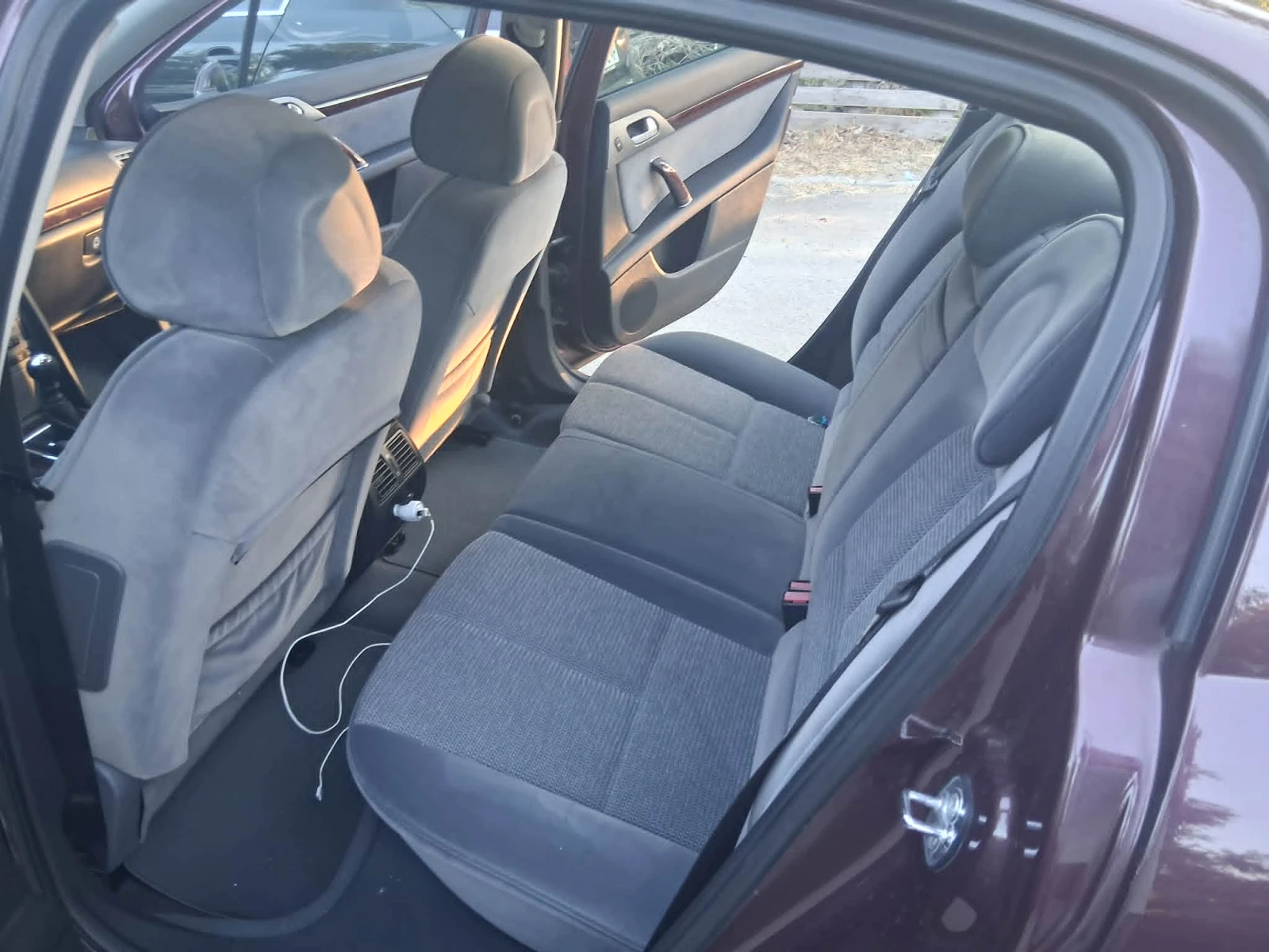 Peugeot 407 2.2 16V Premium, снимка 10 - Автомобили и джипове - 55324973