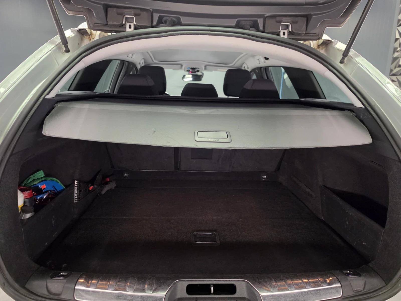 Peugeot 508 1.6HDI* ПАНОРАМА* НАВИ* ТЕМПОМАТ* МУЛТИ, снимка 16 - Автомобили и джипове - 55616231