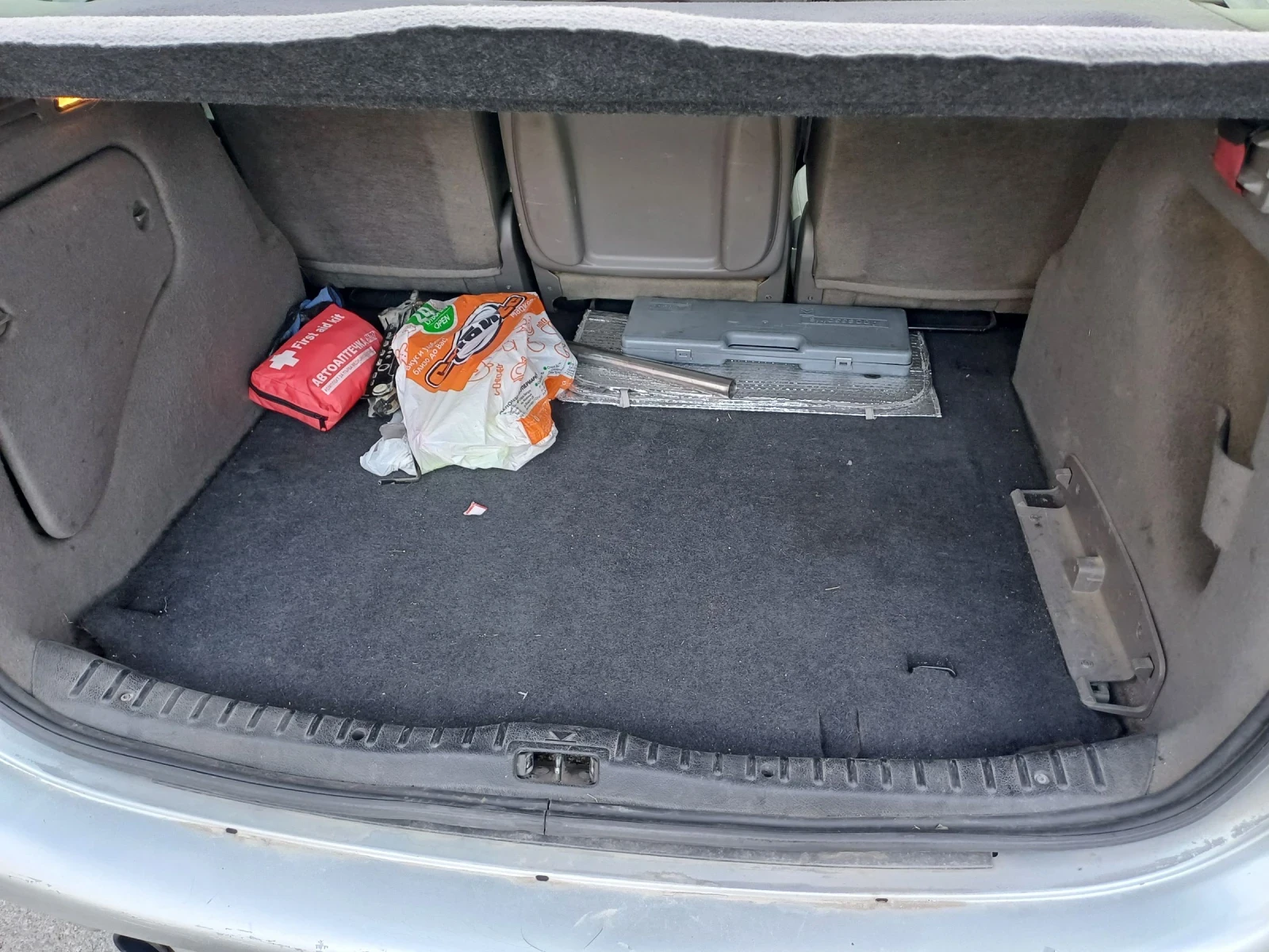 Citroen Xsara picasso 2.0 HDI 90кс , снимка 7 - Автомобили и джипове - 55960475