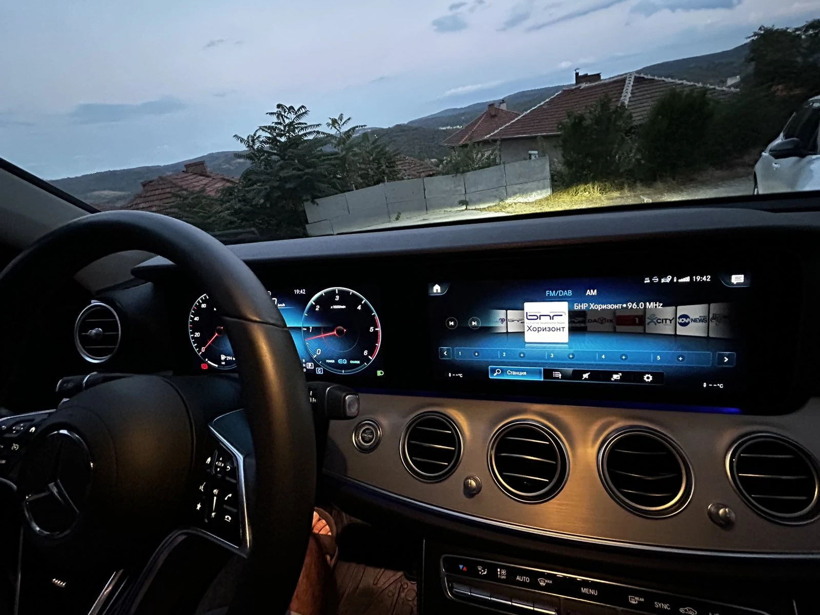 Mercedes-Benz 220 d T 4-Matic Advantage Airmatik, снимка 7 - Автомобили и джипове - 56149427