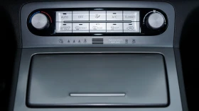 Hyundai Kona EV/TREND/136HP/СЕРТИФИКАТ/CAM/ACC/NAVI/LED/111q, снимка 11