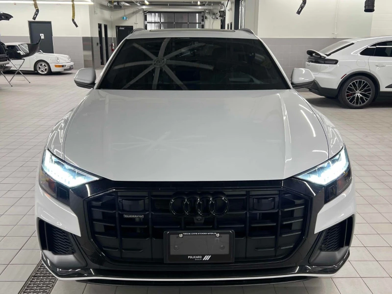 Audi Q8 CARFAX АВТО КРЕДИТ , снимка 3 - Автомобили и джипове - 52647865