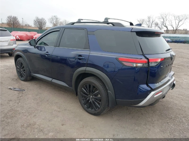 Nissan Pathfinder PLATINUM* 4WD* ОБДУХВАНЕ* ПОДГРЕВ* 360, снимка 4 - Автомобили и джипове - 52881758