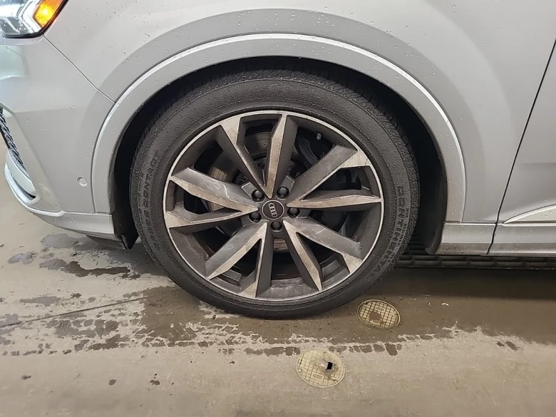 Audi SQ7 * PREMIUM PLUS * CARFAX * БЕЗ ПЪРВОНАЧАЛНА ВНОСКА, снимка 6 - Автомобили и джипове - 53157706