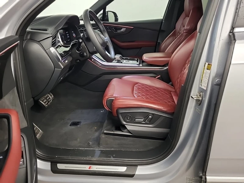 Audi SQ7 * PREMIUM PLUS * CARFAX * БЕЗ ПЪРВОНАЧАЛНА ВНОСКА, снимка 5 - Автомобили и джипове - 53157706