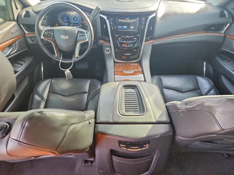 Cadillac Escalade ESV LUXURY, снимка 8 - Автомобили и джипове - 53336339