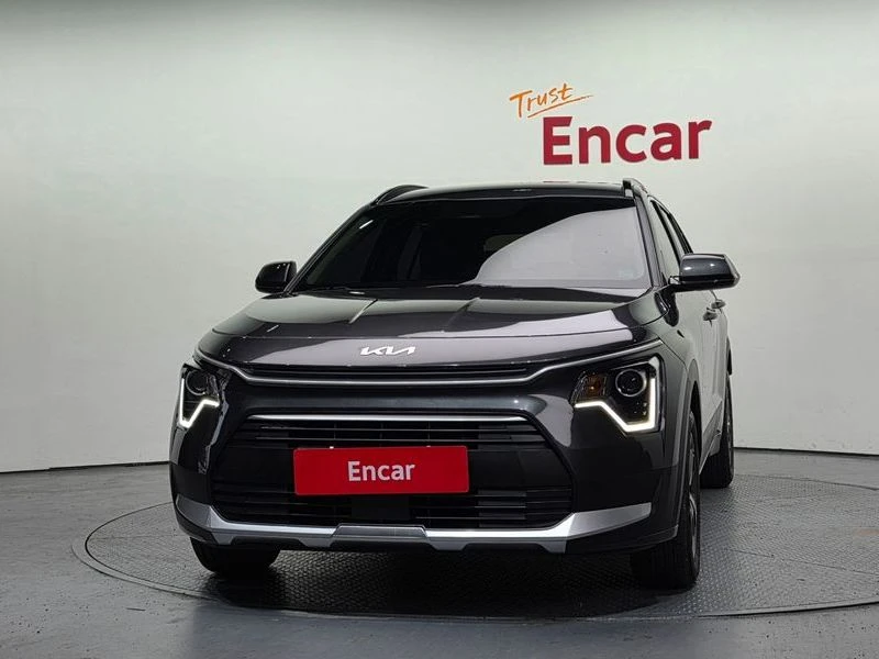 Kia Niro 1.6 141 hp Automatic, снимка 3 - Автомобили и джипове - 55769872