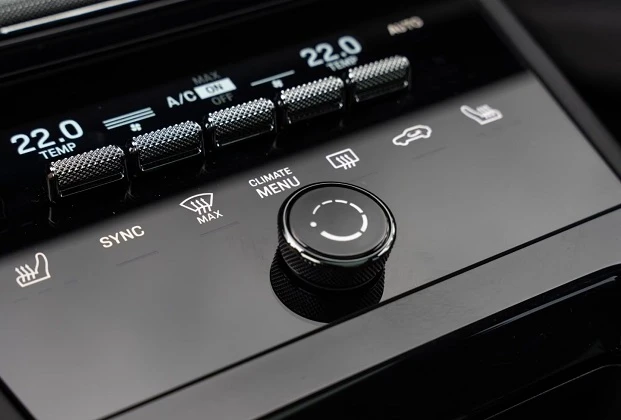 Porsche Cayenne E-Hybrid = Black Pack = Гаранция, снимка 12 - Автомобили и джипове - 56294769