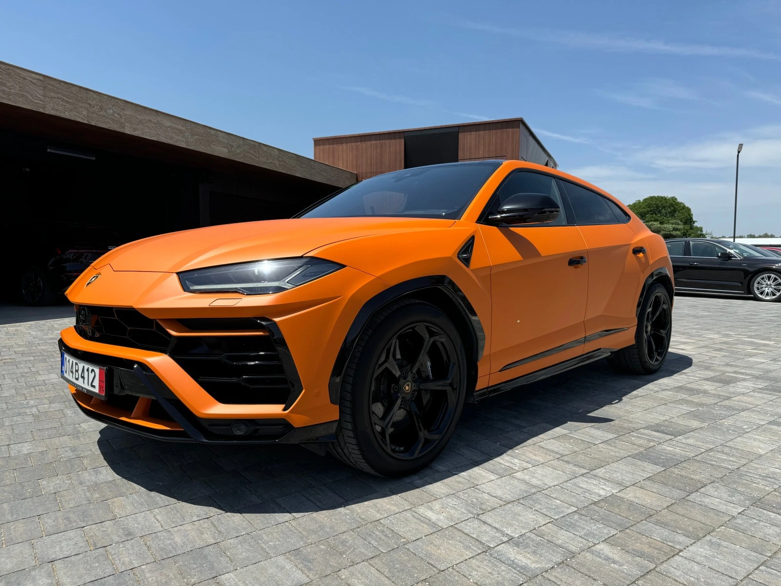 Lamborghini Urus B&O* TV* PANORAMA* FULL - изображение 2